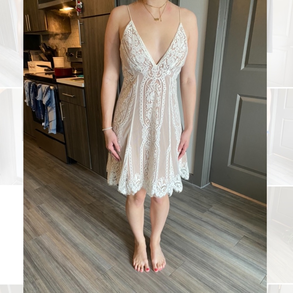Lace dress